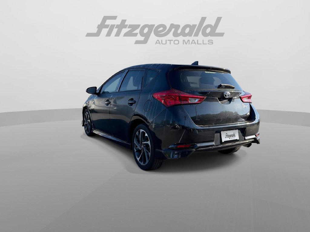 Used 2017 Toyota Corolla iM FWD image 9