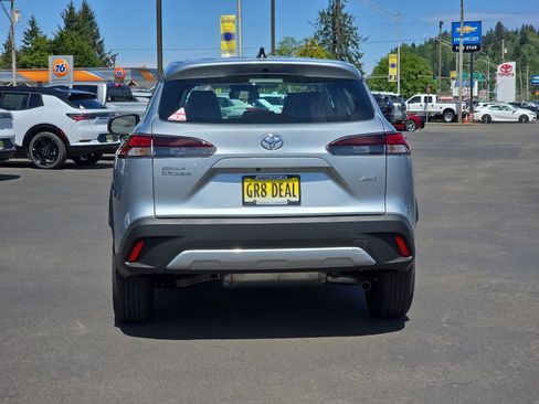 New 2026 Toyota Corolla Cross L AWD/4WD image 8