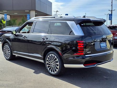 New 2026 Hyundai Palisade Calligraphy AWD/4WD image 3