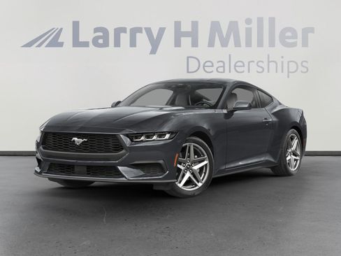 Used 2025 Ford Mustang EcoBoost image 1