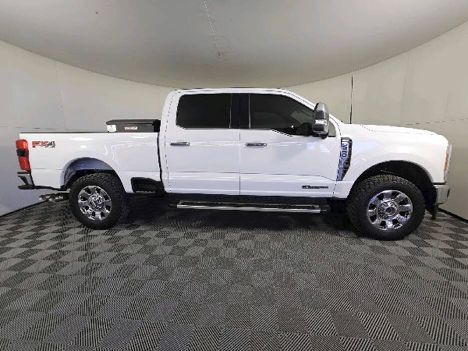 Used 2023 Ford F250 Lariat w/ Chrome Package AWD/4WD image 11