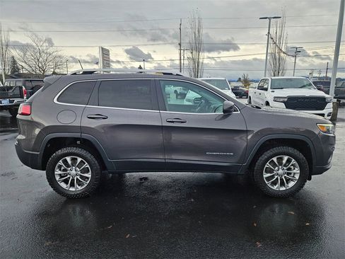 Certified 2021 Jeep Cherokee Latitude Lux w/ Trailer Tow Group image 7