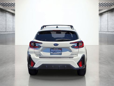 Certified 2025 Subaru Crosstrek 2.5i Premium AWD/4WD image 8