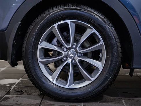 Used 2017 Hyundai Santa Fe Limited image 12