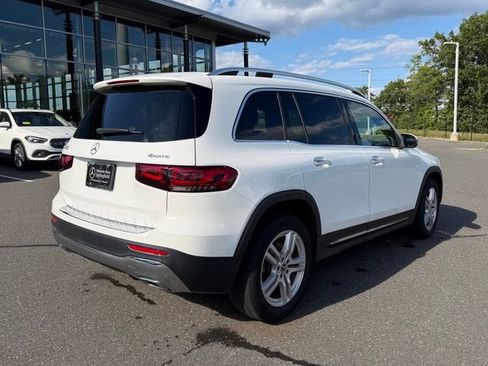Used 2023 Mercedes-Benz GLB 250 4MATIC image 5