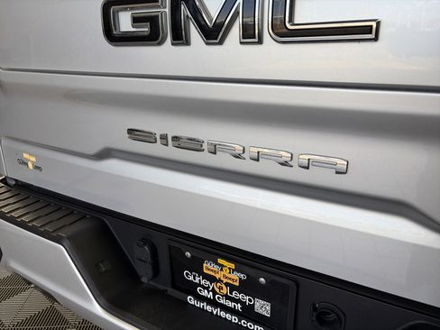 Used 2021 GMC Sierra 1500 Elevation AWD/4WD image 17