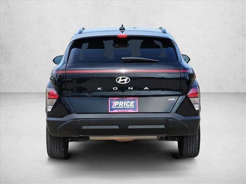 Used 2024 Hyundai Kona SEL AWD/4WD image 7