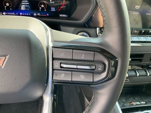 Certified 2025 Chevrolet Colorado Trail Boss image 12