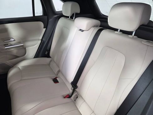 Certified 2024 Mercedes-Benz GLA 250 image 16