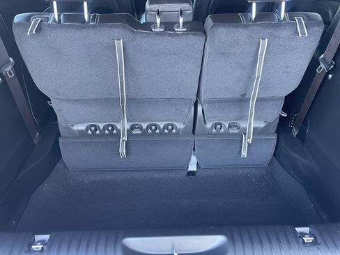 New 2026 Chrysler Pacifica Select image 24