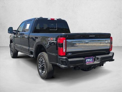 Used 2024 Ford F250 Platinum AWD/4WD image 7