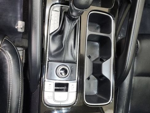 Used 2020 Kia Telluride S AWD/4WD image 22
