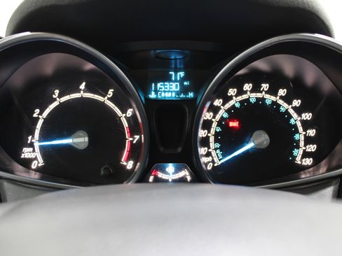 Used 2014 Ford Fiesta SE w/ Comfort Package image 13