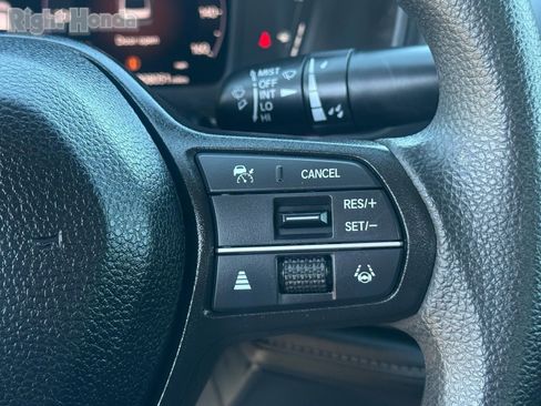 Certified 2025 Honda Accord SE image 18