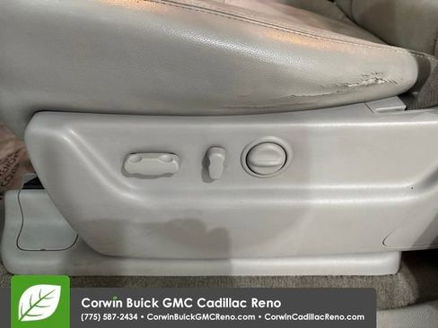 Used 2010 GMC Yukon XL SLT AWD/4WD image 34