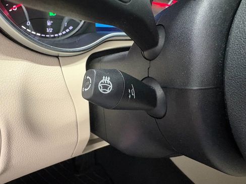 Used 2019 Mercedes-Benz C 300 4MATIC Sedan image 18