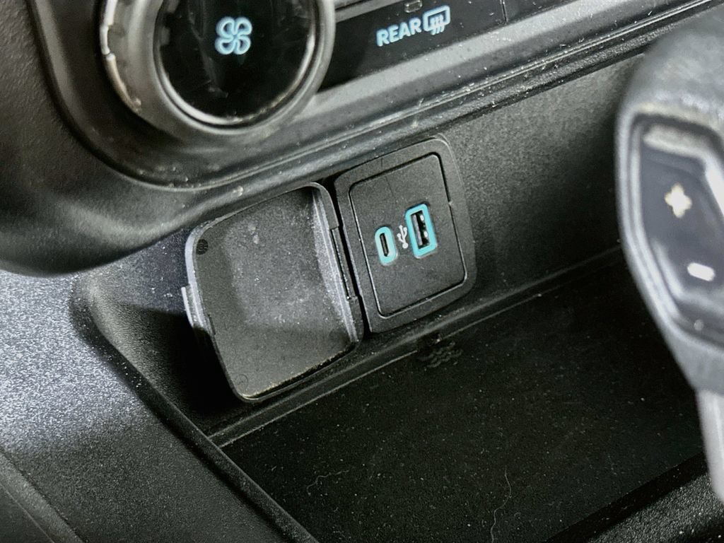Used 2021 Ford Bronco 4-Door AWD/4WD image 32