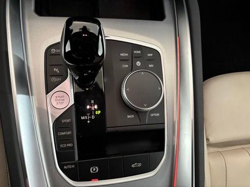 Used 2023 BMW Z4 M40i w/ Premium Package image 25