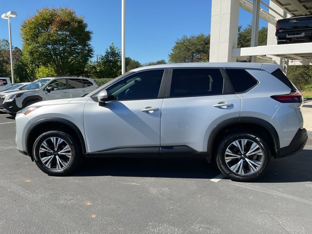 Used 2023 Nissan Rogue SV AWD/4WD image 12