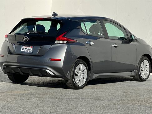 Used 2023 Nissan Leaf S image 4