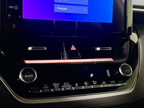 Used 2024 Toyota Corolla Cross XSE w/ Convenience Package image 27