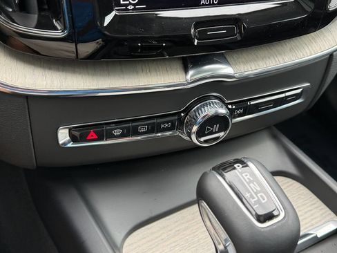 Used 2021 Volvo XC60 T5 Inscription w/ Advanced Package AWD/4WD image 26