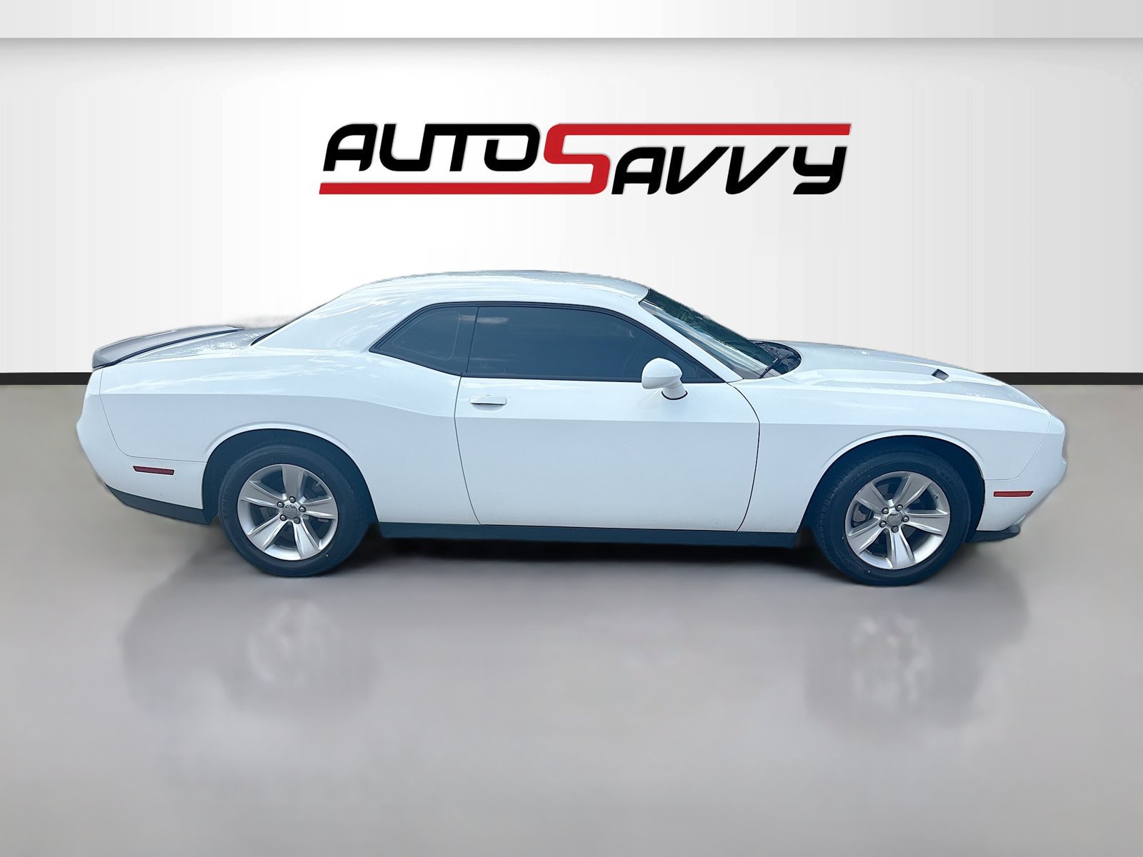 Used 2023 Dodge Challenger SXT RWD image 8