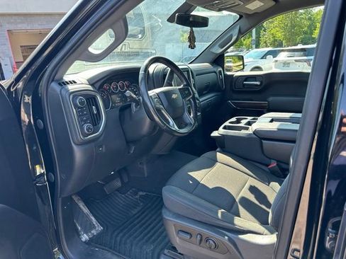 Used 2021 Chevrolet Silverado 1500 LT AWD/4WD image 11