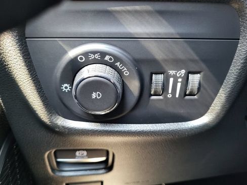Used 2022 Jeep Grand Cherokee Trailhawk AWD/4WD image 22