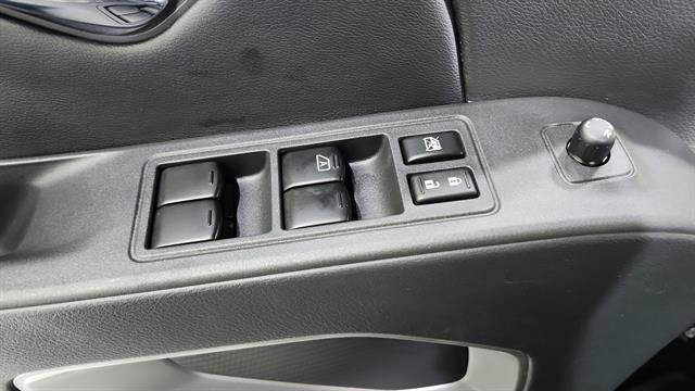 Certified 2025 Nissan Frontier SV RWD image 23
