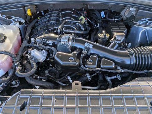 Certified 2024 Jeep Grand Cherokee L Altitude image 32