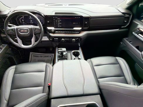 Used 2025 GMC Sierra 1500 Elevation w/ Elevation Premium Package image 15