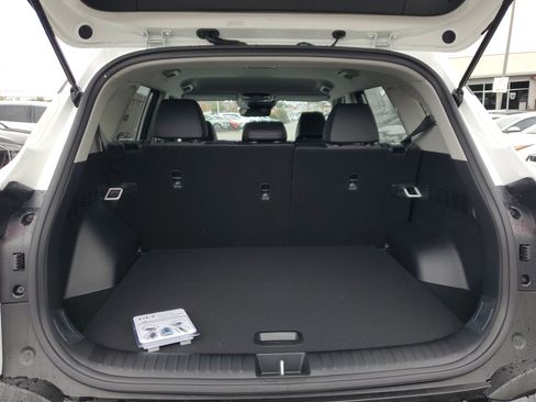 New 2026 Kia Seltos S image 8