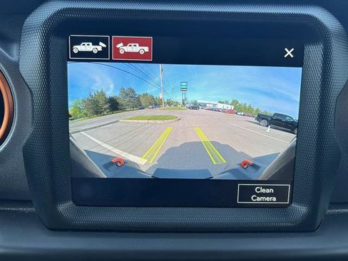 Used 2021 Jeep Gladiator Mojave AWD/4WD image 22