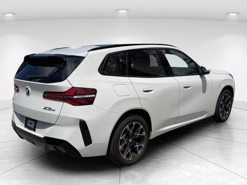 Used 2025 BMW X3 xDrive30 w/ Premium Package AWD/4WD image 4