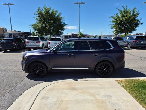 Used 2020 Kia Telluride SX w/ SX Prestige Package AWD/4WD image 9