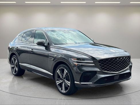 Used 2025 Genesis GV80 3.5T e-SC AWD/4WD image 7