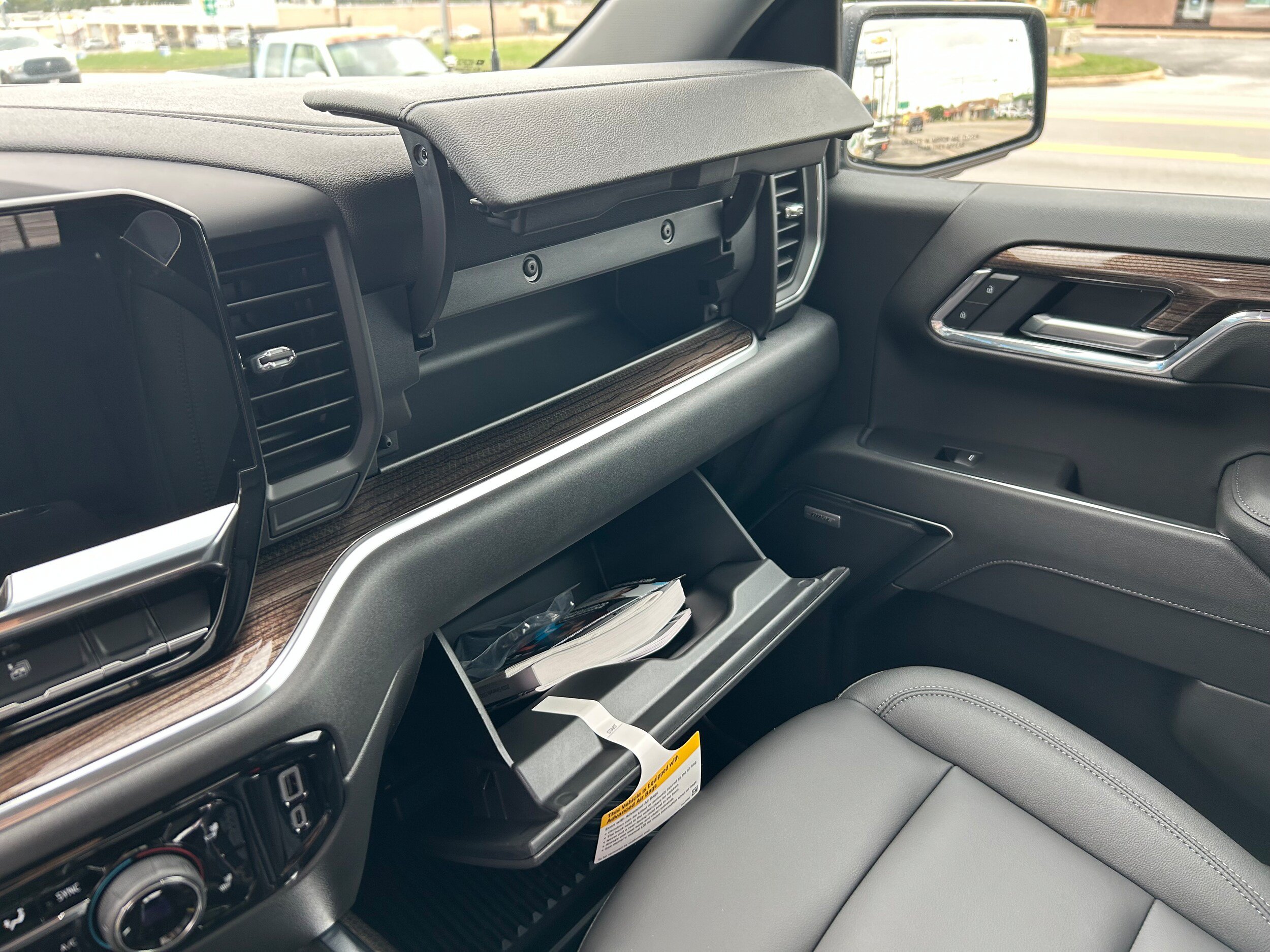 New 2026 Chevrolet Silverado 1500 RST w/ Safety Package AWD/4WD image 30