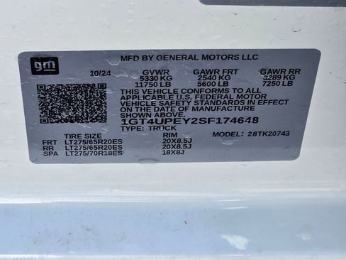 Used 2025 GMC Sierra 2500 AT4 w/ AT4 Premium Plus Package AWD/4WD image 24