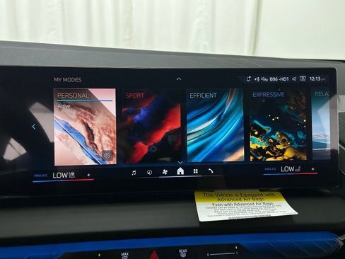 Used 2025 BMW X3 xDrive30i w/ Premium Package image 15