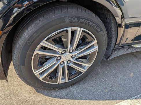Used 2024 Cadillac Lyriq Luxury RWD image 7