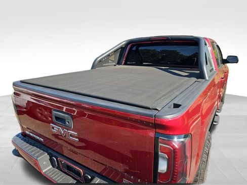 Used 2018 GMC Sierra 1500 SLT w/ All Terrain X Package image 6