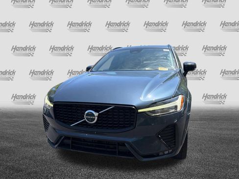 Certified 2023 Volvo XC60 B5 Ultimate w/ Protection Package Premier FWD image 5