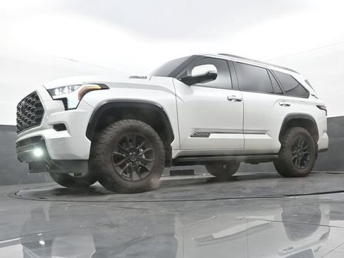 Used 2025 Toyota Sequoia Platinum w/ TRD Off-Road Package AWD/4WD image 12
