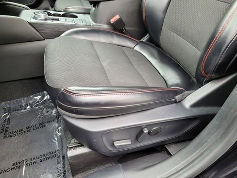 Used 2024 Ford Escape ST-Line image 17