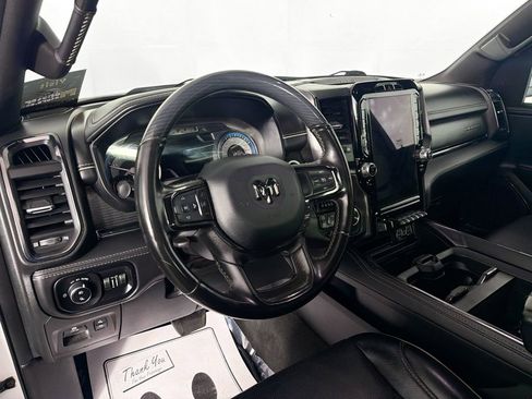 Used 2022 RAM 1500 Limited w/ Body-Colour Bumper Group AWD/4WD image 9