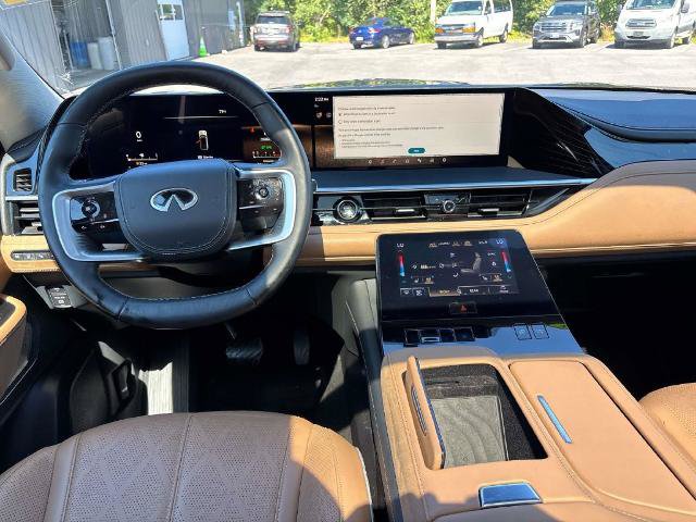 Certified 2025 INFINITI QX80 Sensory AWD/4WD image 14