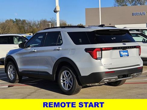 New 2026 Ford Explorer Active w/ Active Comfort Package image 7