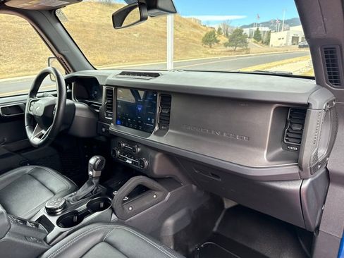 Certified 2025 Ford Bronco Badlands AWD/4WD image 31