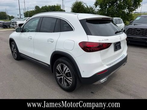 Certified 2025 Mercedes-Benz GLA 250 4MATIC image 9